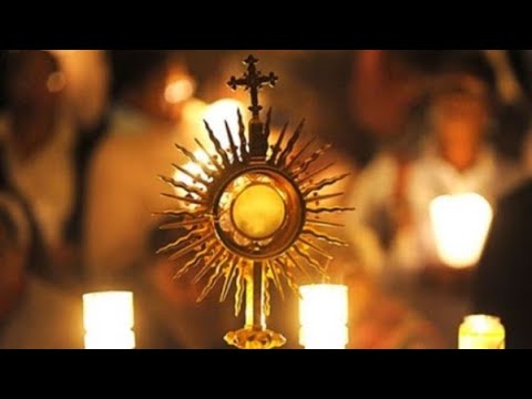 Schema di Preghiera per l'Adorazione Eucaristica: Guida Pratica per la Tua Spiritualità